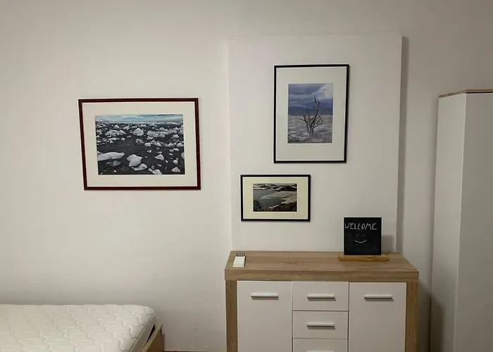 New Episode - With Private Parking * Laibach